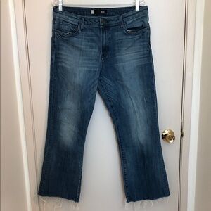 Kut from the Kloth Women’s Dark Blue Bootcut Jeans Stretchy Distressed Bottoms